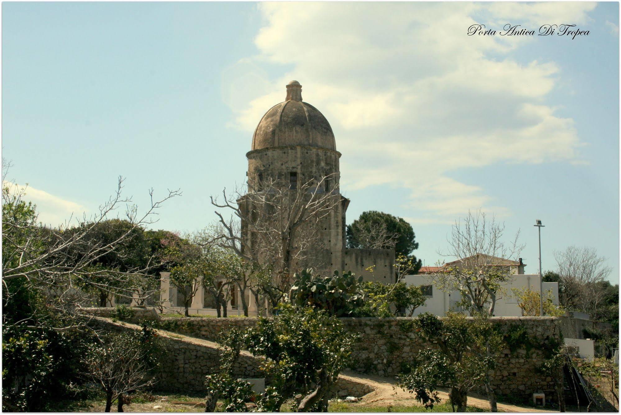 Appartamenti Porta Antica Di Tropea Exterior foto